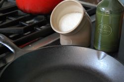 Creating a Healthy Kitchen: Guide to Natural Cookware